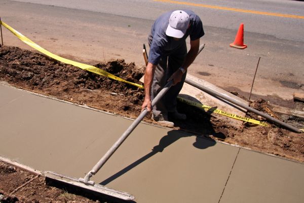 Sidewalk Building in Reno
